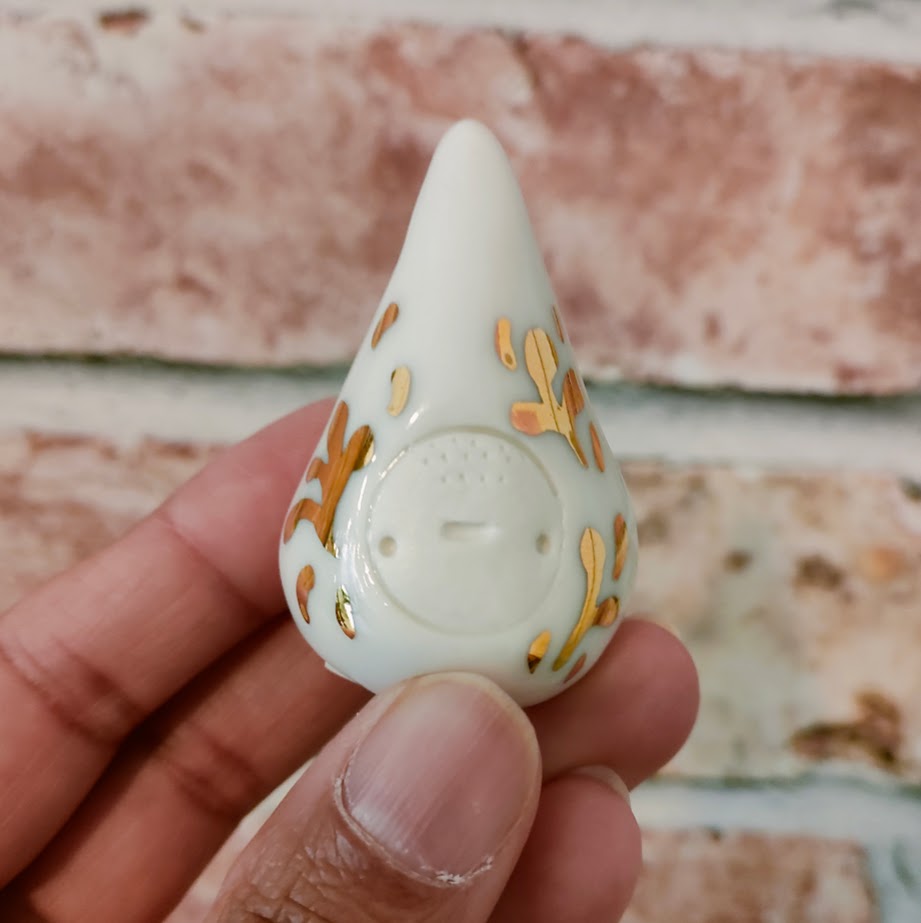 Raindrop Ring Holder