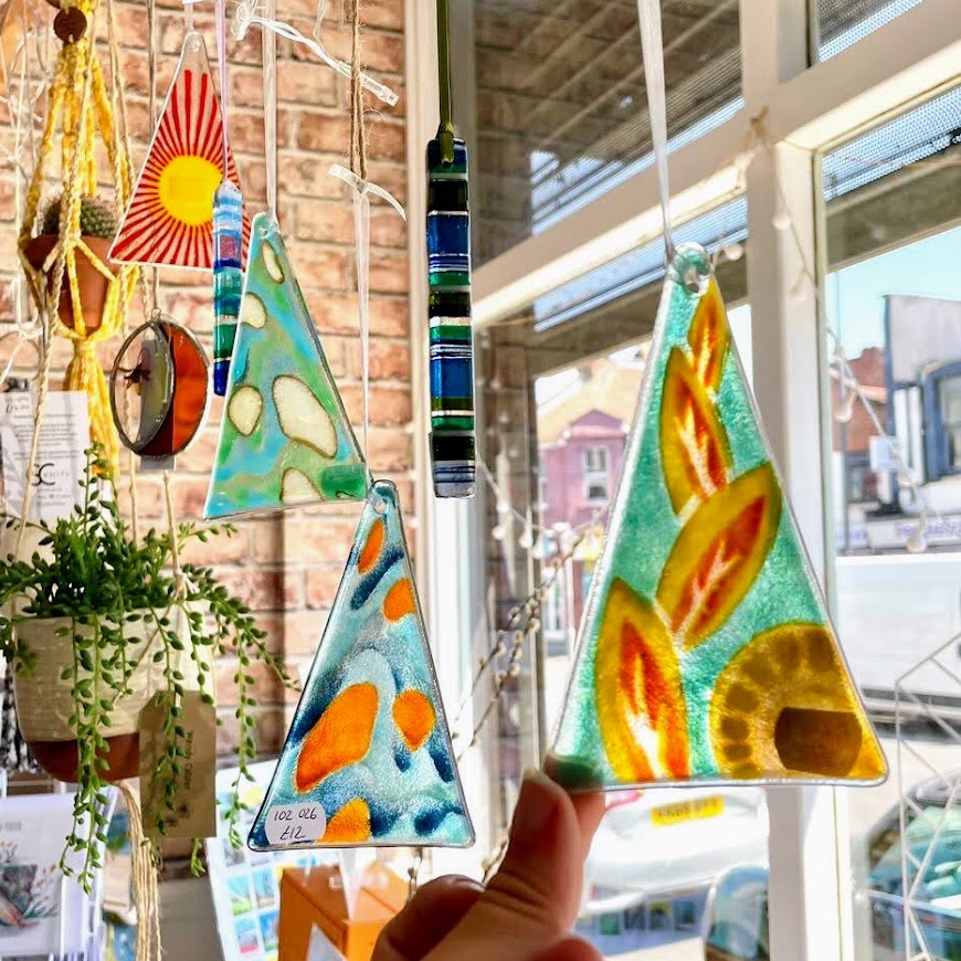 Leaf Triangle Hanging Suncatcher