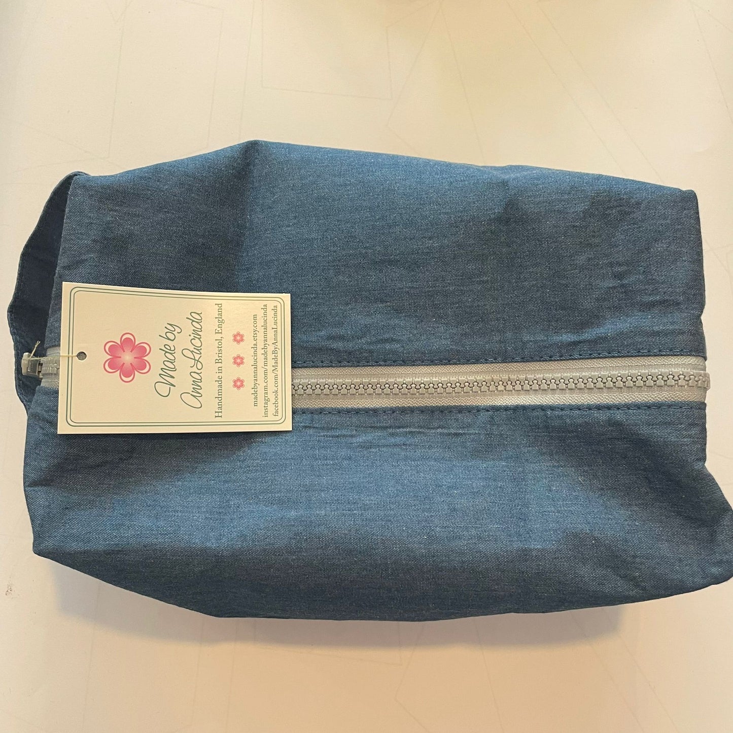 Mens Box Wash Bags In Various Fabrics