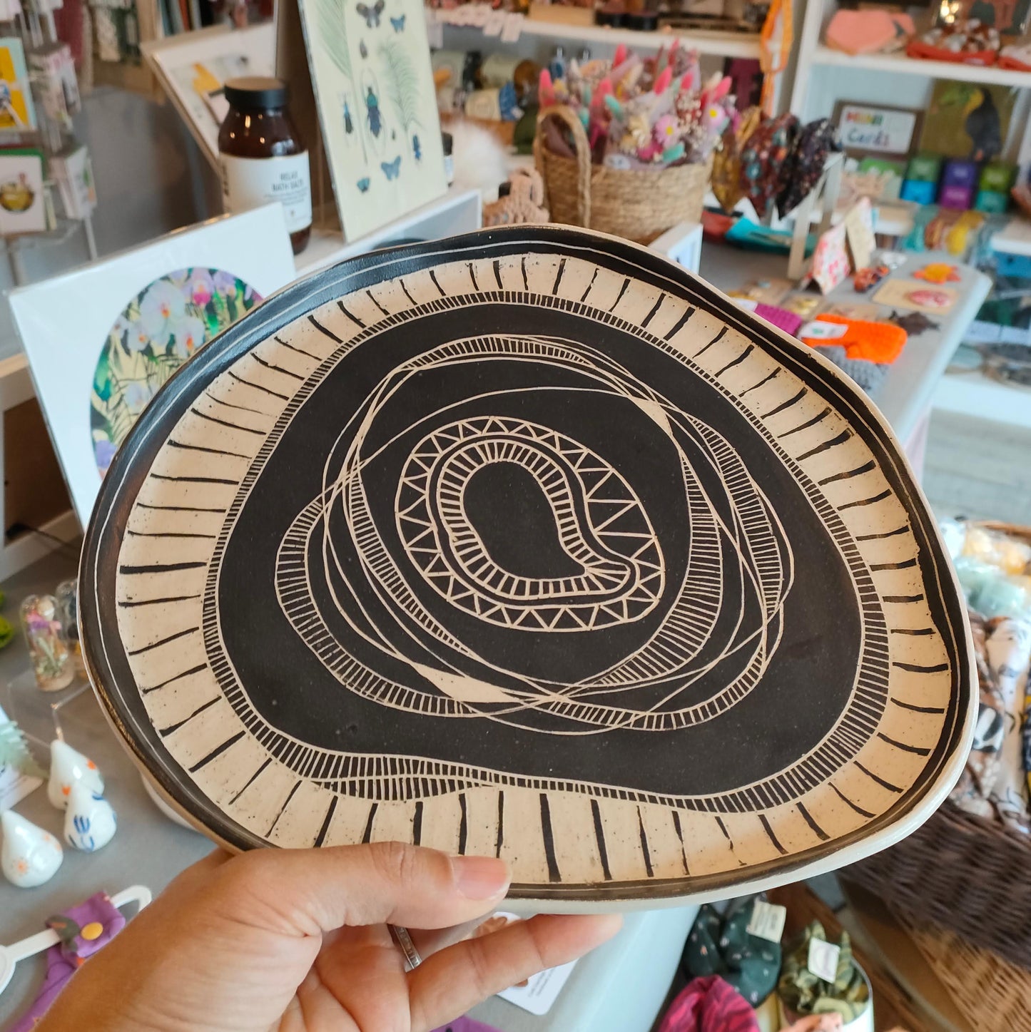 Black & White Large Plate