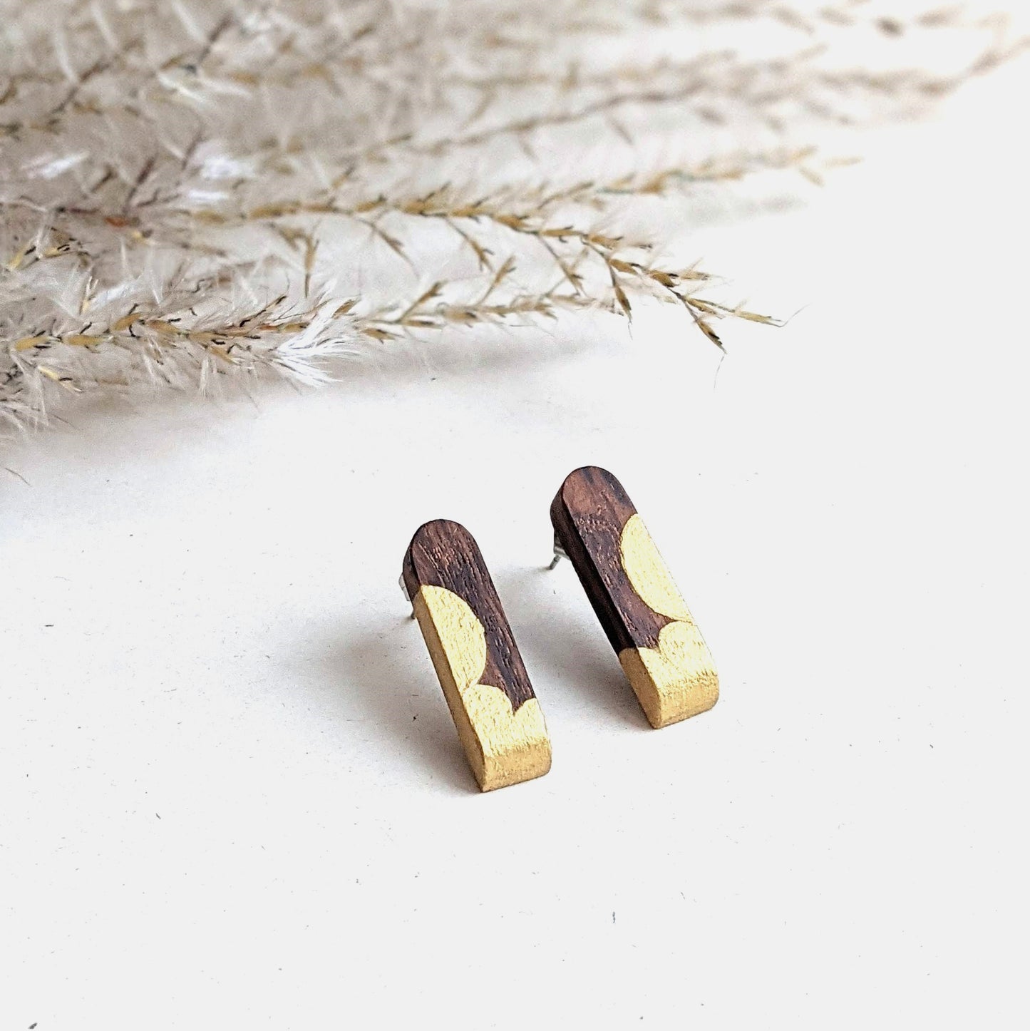 Cloud Studs