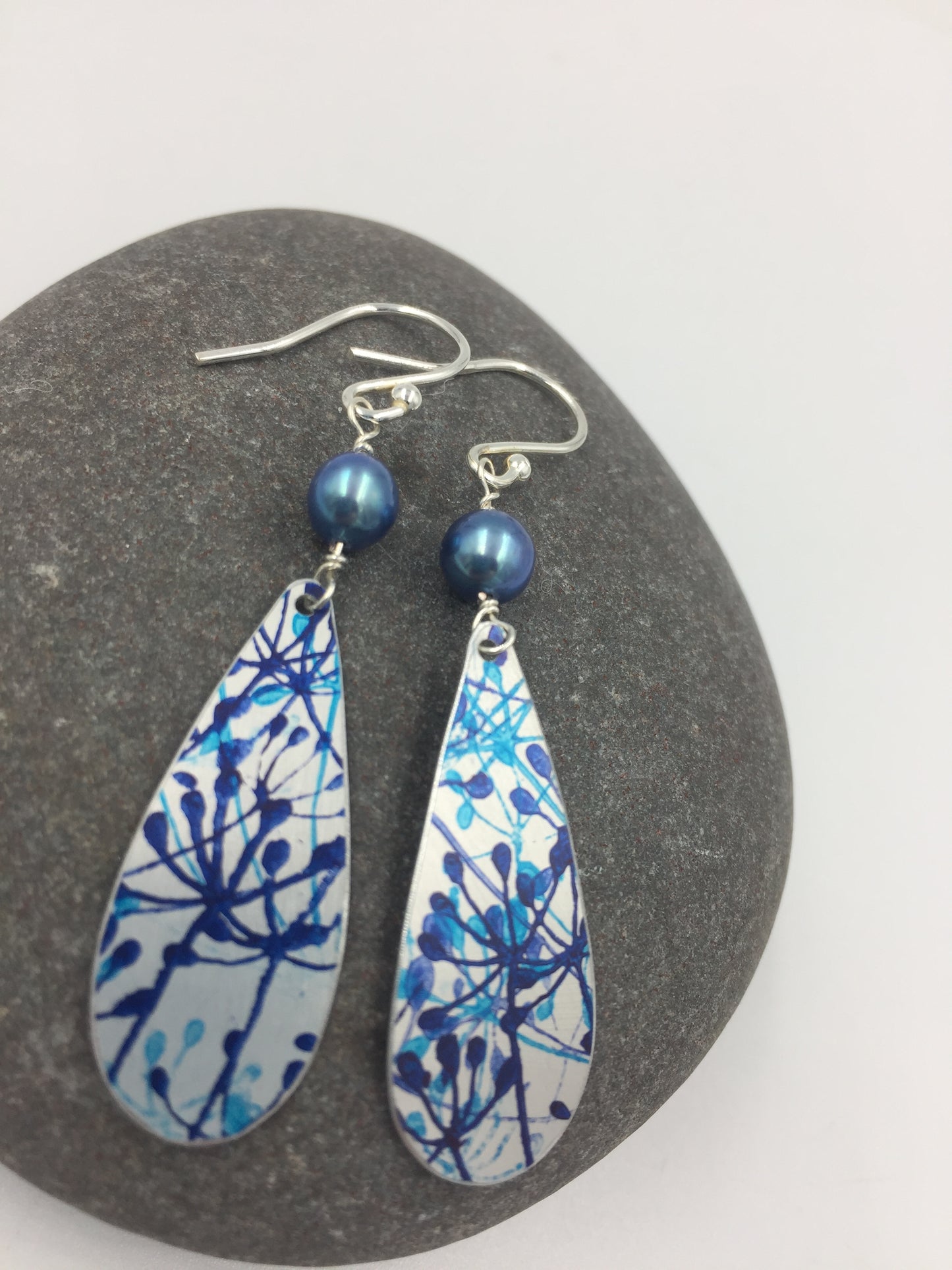 Cow Parsley Drop Earrings with Bead