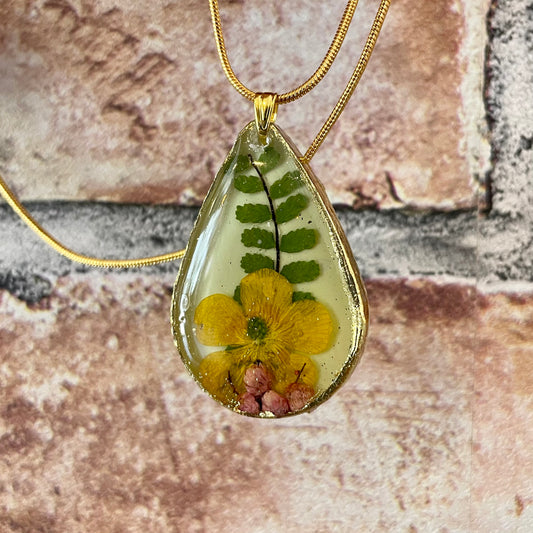 Dried Flower Resin Necklaces