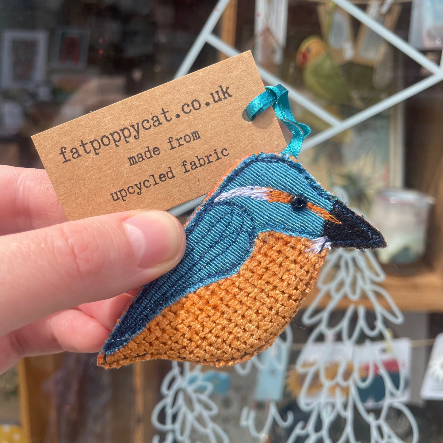Hanging Kingfisher