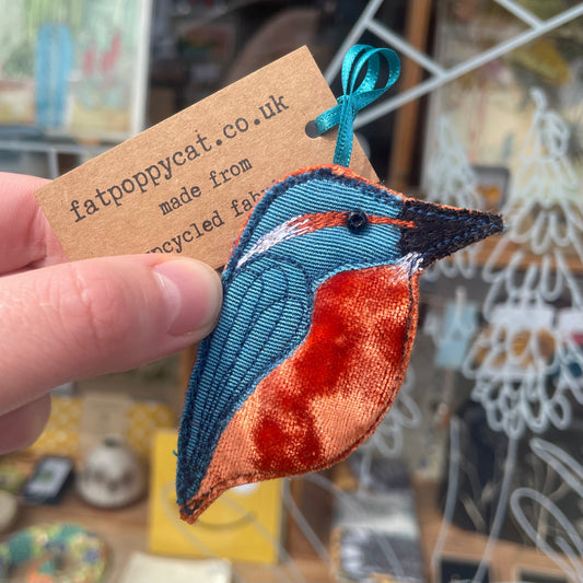Hanging Kingfisher