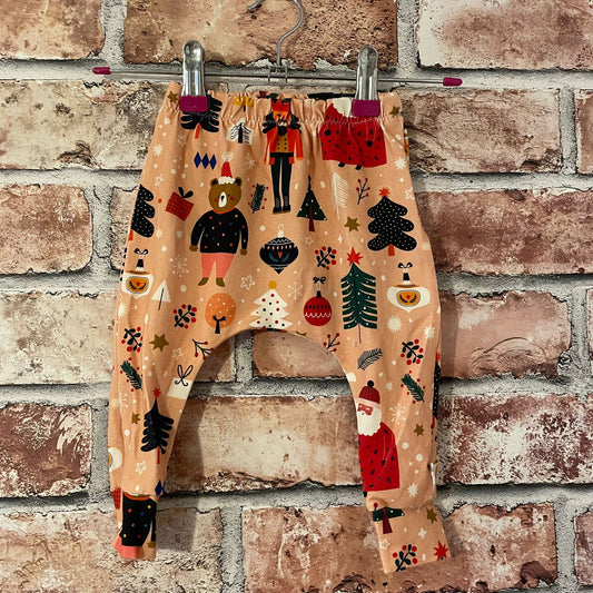 Christmas Characters Pink Leggings